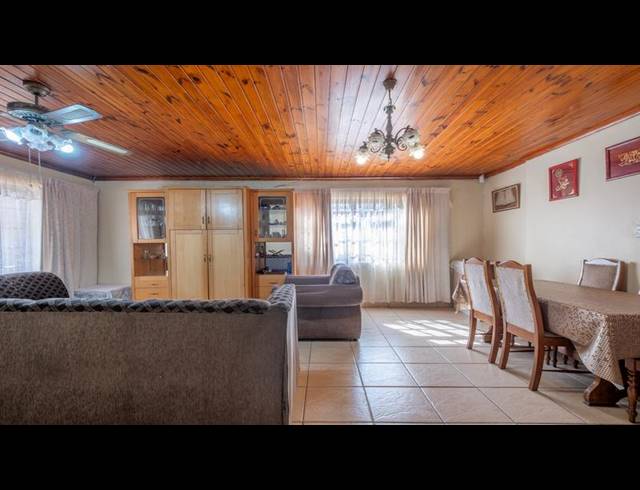 4 BEDROOM HOUSE FOR SALE IN CRAVENBY